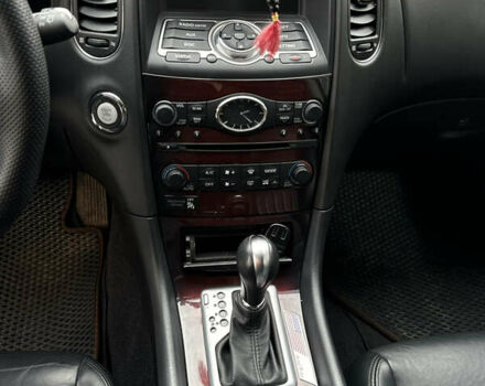 Черный Инфинити QX50, объемом двигателя 3.7 л и пробегом 111 тыс. км за 17000 $, фото 1 на Automoto.ua