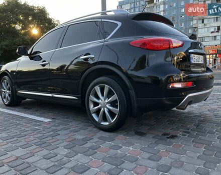 Черный Инфинити QX50, объемом двигателя 3.7 л и пробегом 42 тыс. км за 18000 $, фото 6 на Automoto.ua