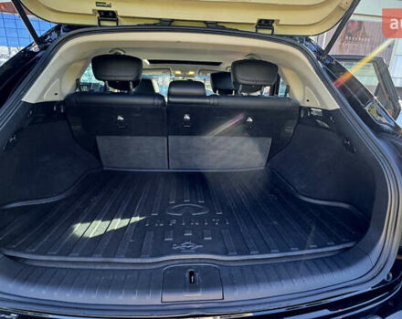 Черный Инфинити QX50, объемом двигателя 3.7 л и пробегом 62 тыс. км за 17000 $, фото 15 на Automoto.ua