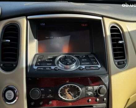 Чорний Інфініті QX50, об'ємом двигуна 2.5 л та пробігом 104 тис. км за 17780 $, фото 20 на Automoto.ua
