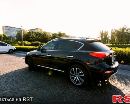 Черный Инфинити QX50, объемом двигателя 3.7 л и пробегом 80 тыс. км за 14600 $, фото 2 на Automoto.ua