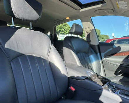 Черный Инфинити QX50, объемом двигателя 3.7 л и пробегом 62 тыс. км за 17000 $, фото 23 на Automoto.ua