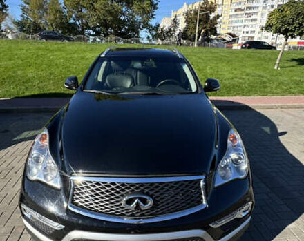 Черный Инфинити QX50, объемом двигателя 3.7 л и пробегом 62 тыс. км за 17000 $, фото 7 на Automoto.ua