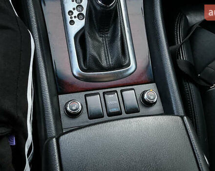 Черный Инфинити QX50, объемом двигателя 3.7 л и пробегом 42 тыс. км за 18000 $, фото 41 на Automoto.ua