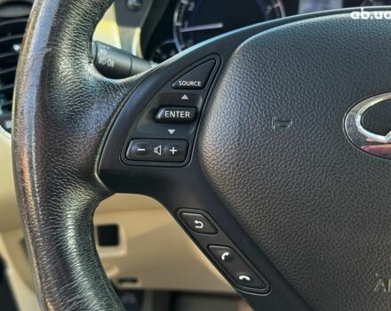 Чорний Інфініті QX50, об'ємом двигуна 2.5 л та пробігом 104 тис. км за 17780 $, фото 26 на Automoto.ua