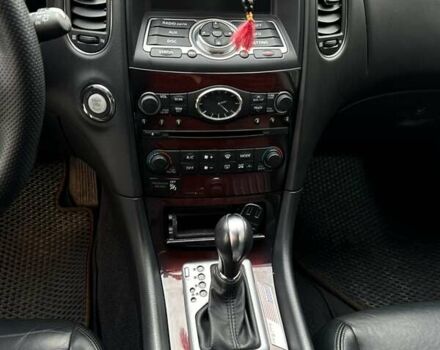 Черный Инфинити QX50, объемом двигателя 3.7 л и пробегом 111 тыс. км за 17000 $, фото 13 на Automoto.ua