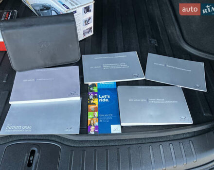 Черный Инфинити QX50, объемом двигателя 3.7 л и пробегом 42 тыс. км за 18000 $, фото 16 на Automoto.ua