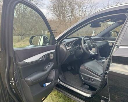 Черный Инфинити QX50, объемом двигателя 2 л и пробегом 60 тыс. км за 24800 $, фото 14 на Automoto.ua