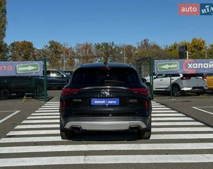 Черный Инфинити QX50, объемом двигателя 2 л и пробегом 115 тыс. км за 26800 $, фото 5 на Automoto.ua