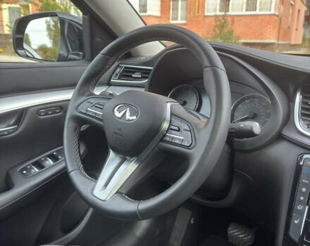 Чорний Інфініті QX50, об'ємом двигуна 2 л та пробігом 112 тис. км за 27000 $, фото 6 на Automoto.ua