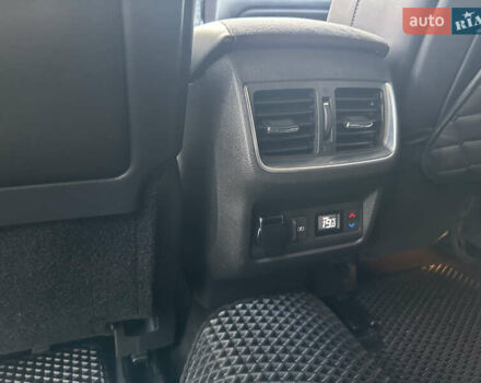 Черный Инфинити QX50, объемом двигателя 2 л и пробегом 108 тыс. км за 27000 $, фото 34 на Automoto.ua