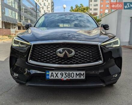 Чорний Інфініті QX50, об'ємом двигуна 2 л та пробігом 180 тис. км за 18500 $, фото 5 на Automoto.ua