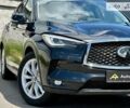 Чорний Інфініті QX50, об'ємом двигуна 2 л та пробігом 52 тис. км за 28999 $, фото 2 на Automoto.ua