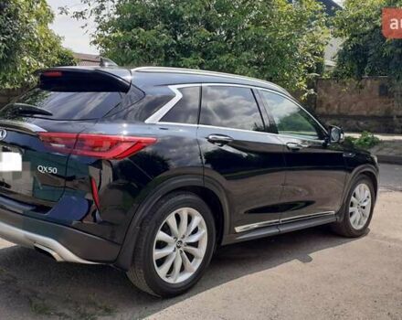 Черный Инфинити QX50, объемом двигателя 2 л и пробегом 131 тыс. км за 21700 $, фото 3 на Automoto.ua