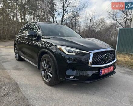 Черный Инфинити QX50, объемом двигателя 2 л и пробегом 60 тыс. км за 24800 $, фото 1 на Automoto.ua