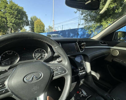 Чорний Інфініті QX50, об'ємом двигуна 2 л та пробігом 131 тис. км за 24500 $, фото 23 на Automoto.ua