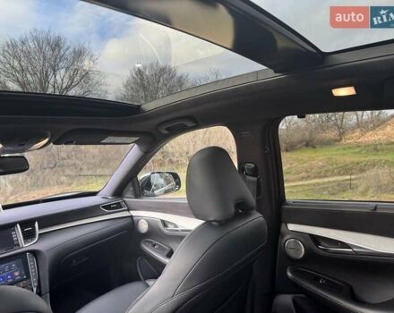 Черный Инфинити QX50, объемом двигателя 2 л и пробегом 60 тыс. км за 24800 $, фото 20 на Automoto.ua