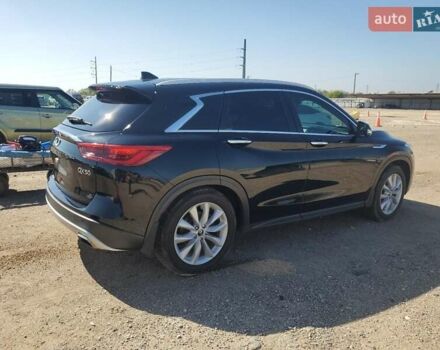 Черный Инфинити QX50, объемом двигателя 2 л и пробегом 164 тыс. км за 5500 $, фото 3 на Automoto.ua