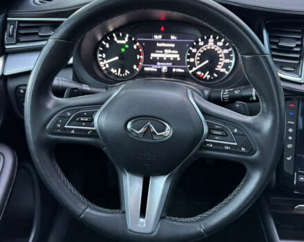 Черный Инфинити QX50, объемом двигателя 2 л и пробегом 140 тыс. км за 21900 $, фото 13 на Automoto.ua