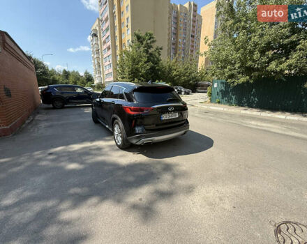 Черный Инфинити QX50, объемом двигателя 1.99 л и пробегом 112 тыс. км за 26000 $, фото 4 на Automoto.ua