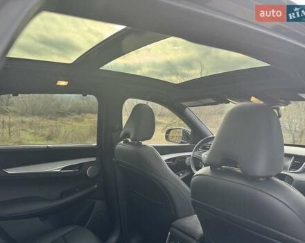 Черный Инфинити QX50, объемом двигателя 2 л и пробегом 60 тыс. км за 24800 $, фото 12 на Automoto.ua