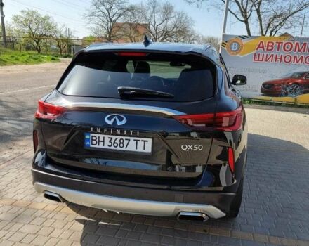 Чорний Інфініті QX50, об'ємом двигуна 2 л та пробігом 89 тис. км за 26000 $, фото 19 на Automoto.ua