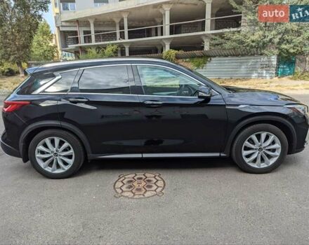 Чорний Інфініті QX50, об'ємом двигуна 2 л та пробігом 180 тис. км за 18500 $, фото 6 на Automoto.ua