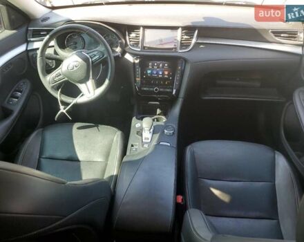 Черный Инфинити QX50, объемом двигателя 2 л и пробегом 164 тыс. км за 5500 $, фото 6 на Automoto.ua