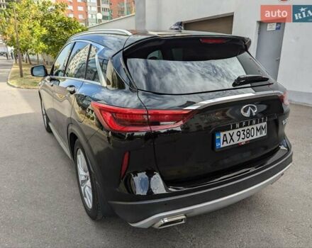 Чорний Інфініті QX50, об'ємом двигуна 2 л та пробігом 180 тис. км за 18500 $, фото 8 на Automoto.ua