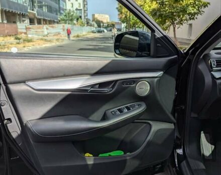 Чорний Інфініті QX50, об'ємом двигуна 2 л та пробігом 180 тис. км за 18500 $, фото 23 на Automoto.ua