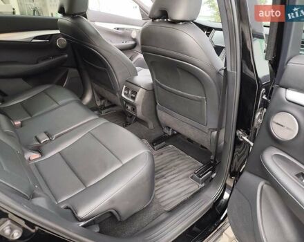 Черный Инфинити QX50, объемом двигателя 2 л и пробегом 130 тыс. км за 19700 $, фото 18 на Automoto.ua