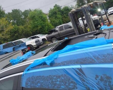 Черный Инфинити QX50, объемом двигателя 0 л и пробегом 140 тыс. км за 7700 $, фото 5 на Automoto.ua