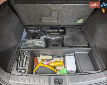 Чорний Інфініті QX50, об'ємом двигуна 2 л та пробігом 180 тис. км за 18500 $, фото 34 на Automoto.ua