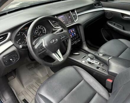 Черный Инфинити QX50, объемом двигателя 2 л и пробегом 180 тыс. км за 21700 $, фото 9 на Automoto.ua