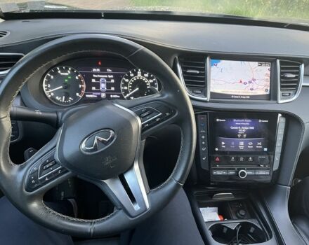 Чорний Інфініті QX50, об'ємом двигуна 2 л та пробігом 165 тис. км за 21500 $, фото 7 на Automoto.ua
