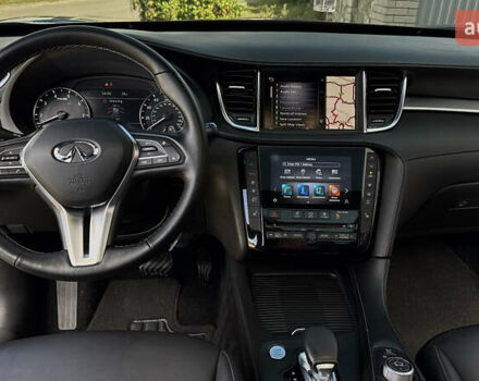 Чорний Інфініті QX50, об'ємом двигуна 2 л та пробігом 54 тис. км за 25888 $, фото 88 на Automoto.ua