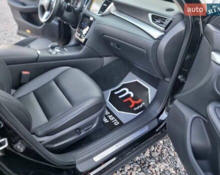 Черный Инфинити QX50, объемом двигателя 2 л и пробегом 68 тыс. км за 23500 $, фото 61 на Automoto.ua