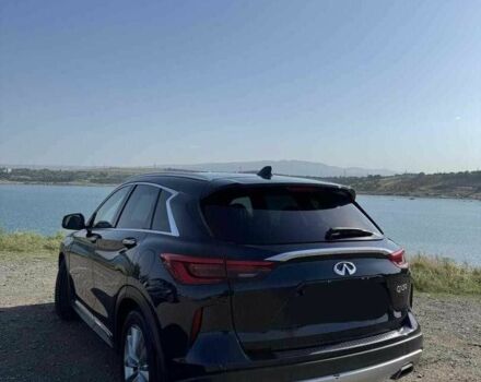 Черный Инфинити QX50, объемом двигателя 2 л и пробегом 80 тыс. км за 15300 $, фото 4 на Automoto.ua