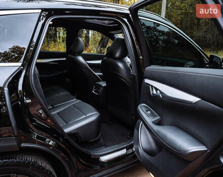 Черный Инфинити QX50, объемом двигателя 2 л и пробегом 64 тыс. км за 24500 $, фото 40 на Automoto.ua