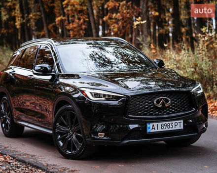 Черный Инфинити QX50, объемом двигателя 2 л и пробегом 64 тыс. км за 24500 $, фото 1 на Automoto.ua