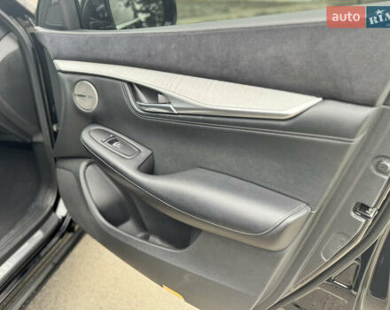 Черный Инфинити QX50, объемом двигателя 2 л и пробегом 129 тыс. км за 24000 $, фото 14 на Automoto.ua