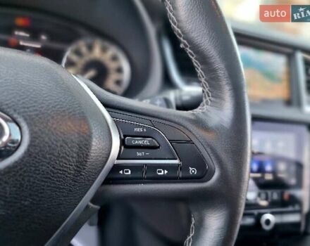 Черный Инфинити QX50, объемом двигателя 2 л и пробегом 68 тыс. км за 23500 $, фото 50 на Automoto.ua