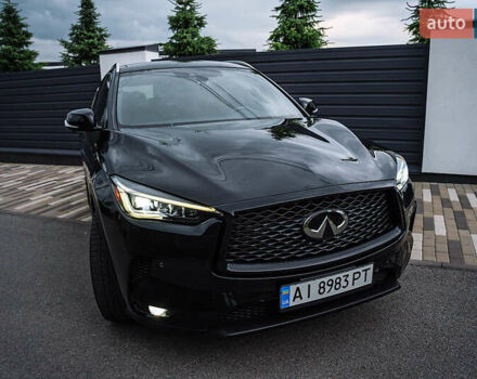 Черный Инфинити QX50, объемом двигателя 2 л и пробегом 63 тыс. км за 25900 $, фото 6 на Automoto.ua