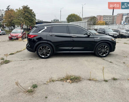 Черный Инфинити QX50, объемом двигателя 2 л и пробегом 129 тыс. км за 24000 $, фото 10 на Automoto.ua