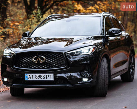 Черный Инфинити QX50, объемом двигателя 2 л и пробегом 64 тыс. км за 24500 $, фото 3 на Automoto.ua