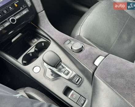 Черный Инфинити QX50, объемом двигателя 2 л и пробегом 129 тыс. км за 24000 $, фото 22 на Automoto.ua