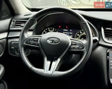 Черный Инфинити QX50, объемом двигателя 2 л и пробегом 34 тыс. км за 24500 $, фото 15 на Automoto.ua