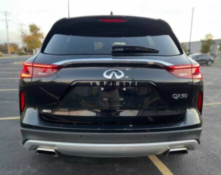 Черный Инфинити QX50, объемом двигателя 2 л и пробегом 37 тыс. км за 9000 $, фото 5 на Automoto.ua