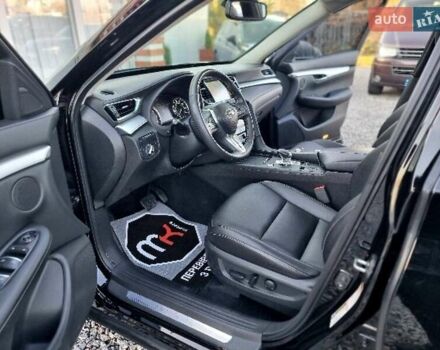 Черный Инфинити QX50, объемом двигателя 2 л и пробегом 68 тыс. км за 23500 $, фото 43 на Automoto.ua