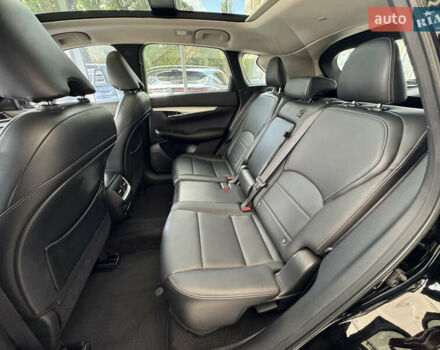 Черный Инфинити QX50, объемом двигателя 2 л и пробегом 135 тыс. км за 21950 $, фото 20 на Automoto.ua